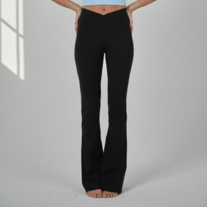 BLACK MOVE CROSSOVER YOGA PANTS